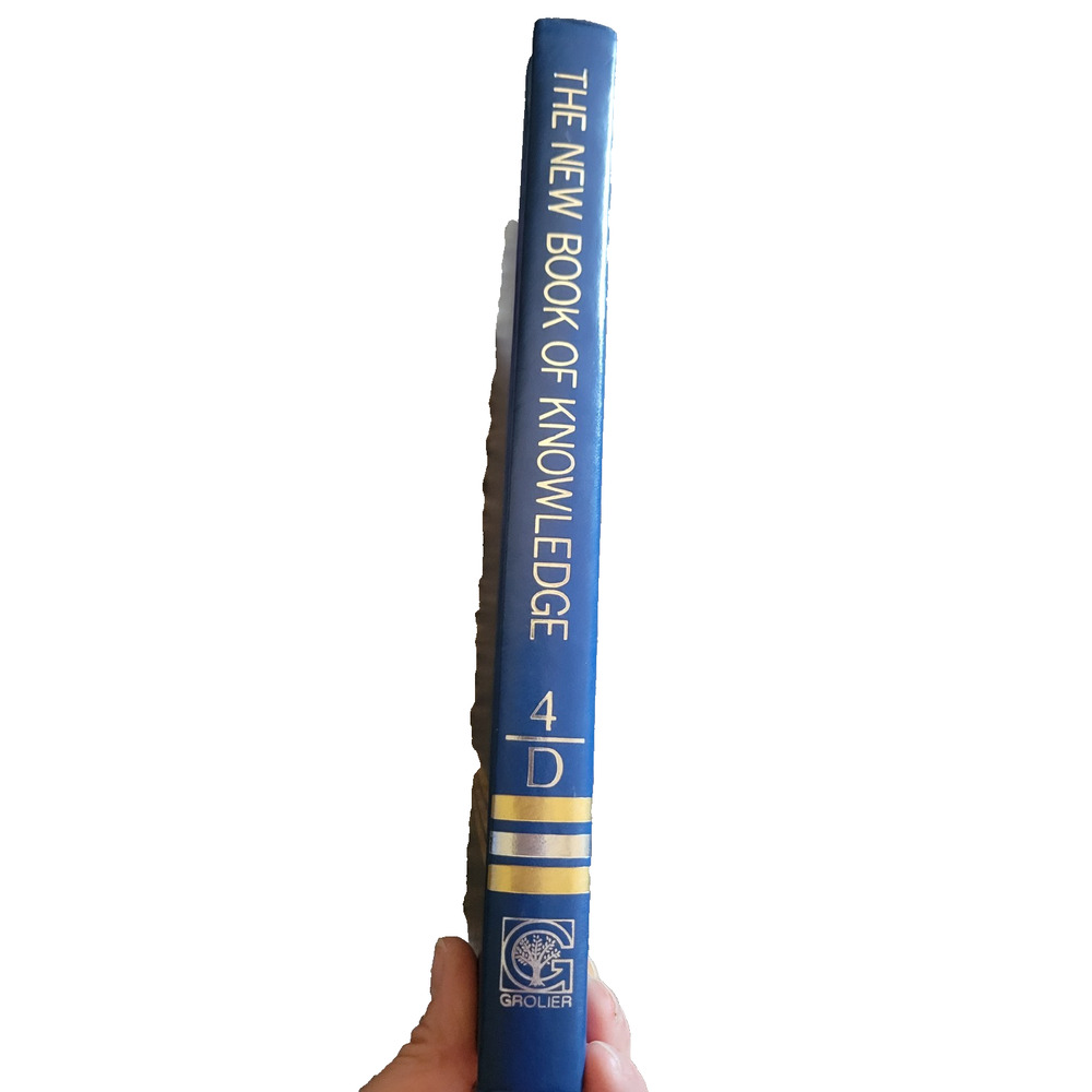 1991 New‎ Book Of Knowledge Grolier Educational Hardcover Encyclopedia Vol 4 (D)